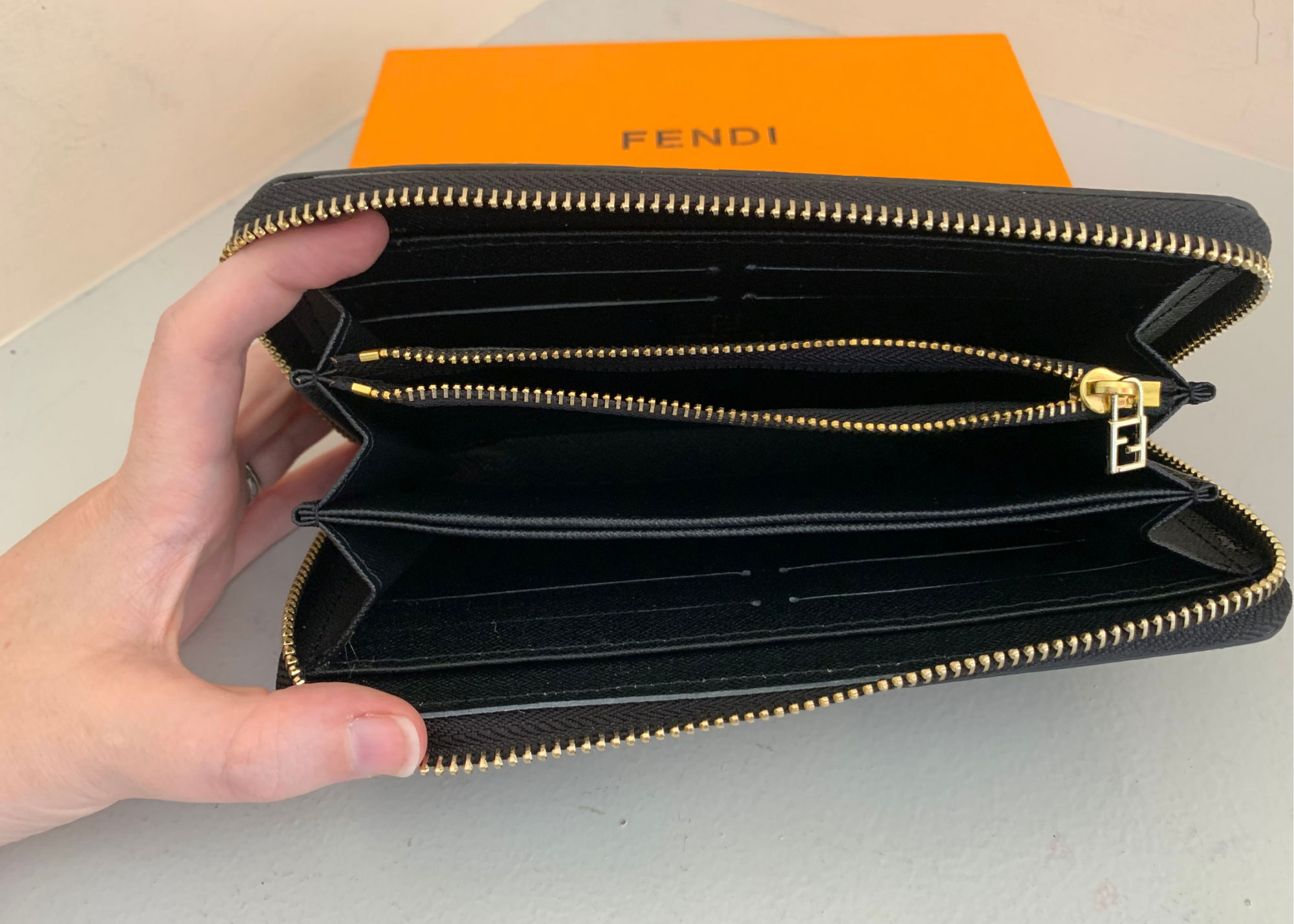 fendi zipper wallet