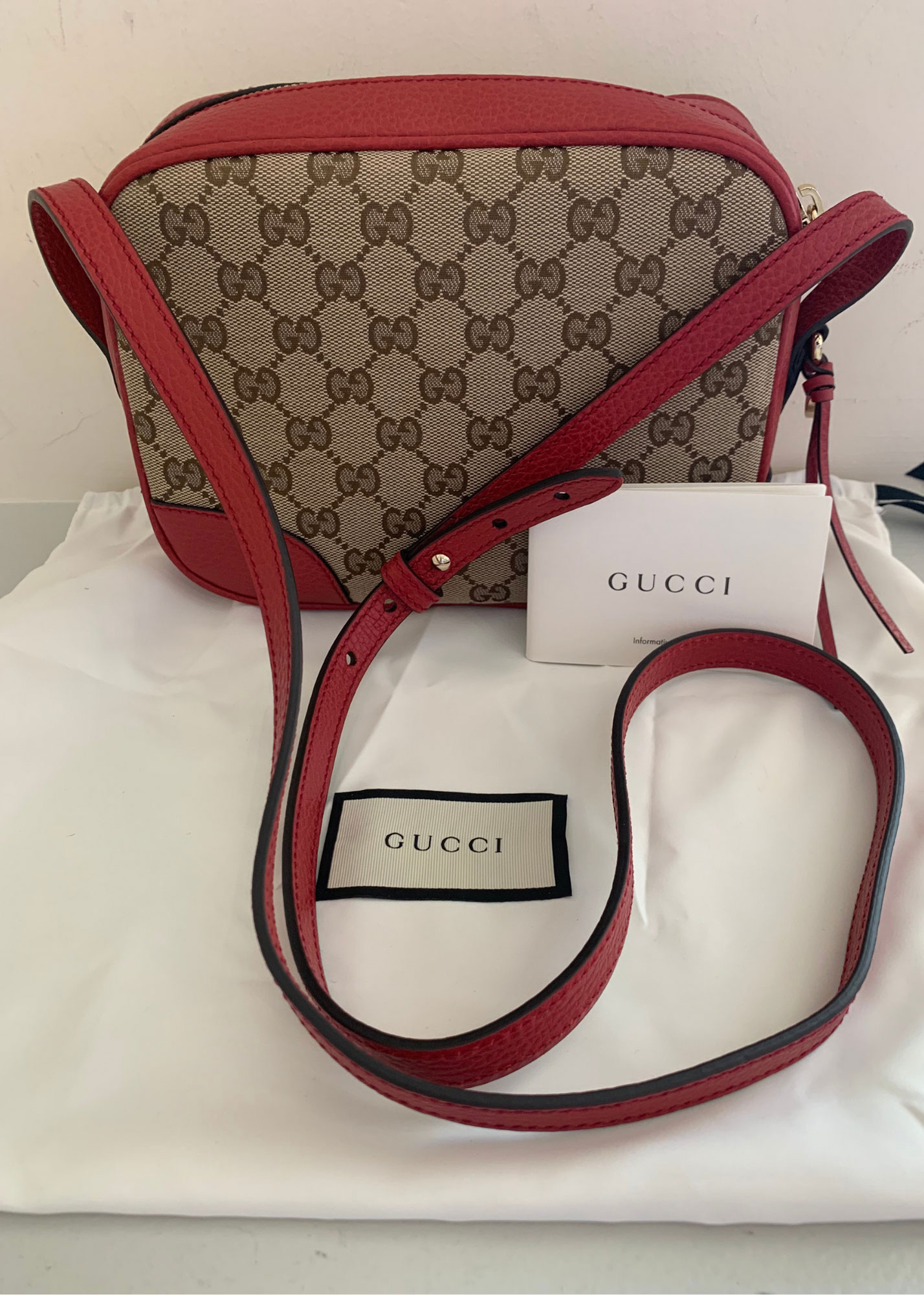 GG Supreme Bree Camera Crossbody Bag in Red NEW - J'adore Fashion Boutique